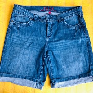 Elle Bermuda Shorts - Size 12